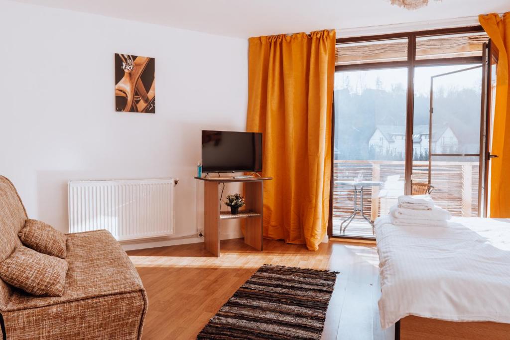 Cameră dublă cu balcon - 1